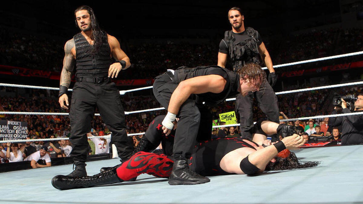 Kane vs. Dean Ambrose – United States Championship Match: photos | WWE