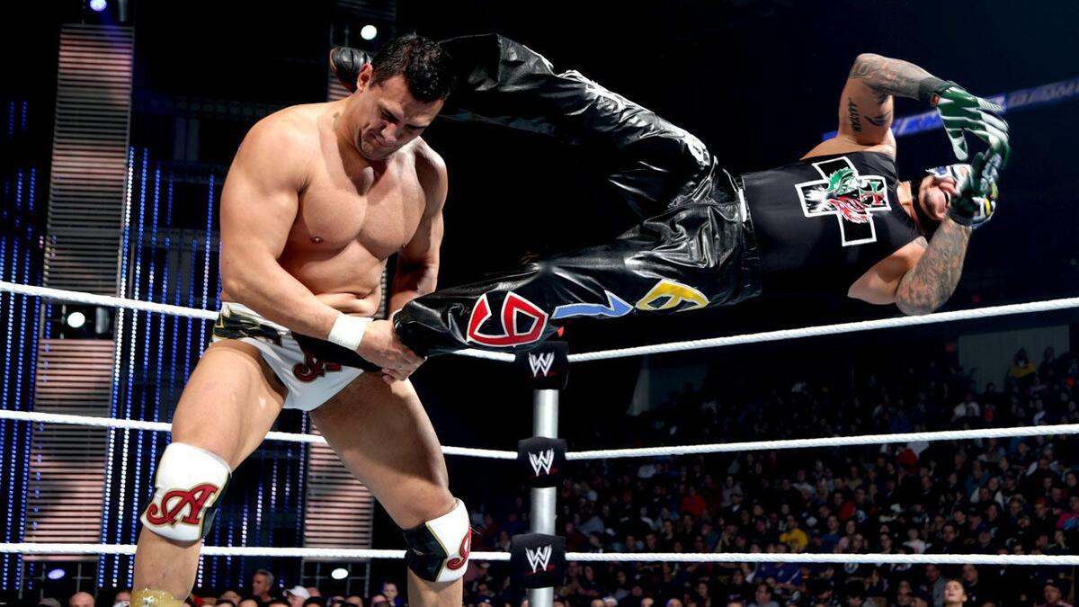 Rey Mysterio vs. Alberto Del Rio: photos | WWE