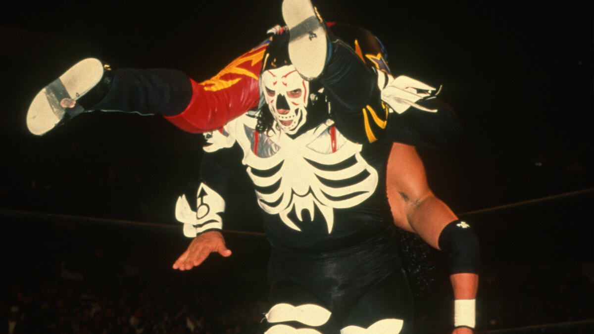 La Parka | WWE