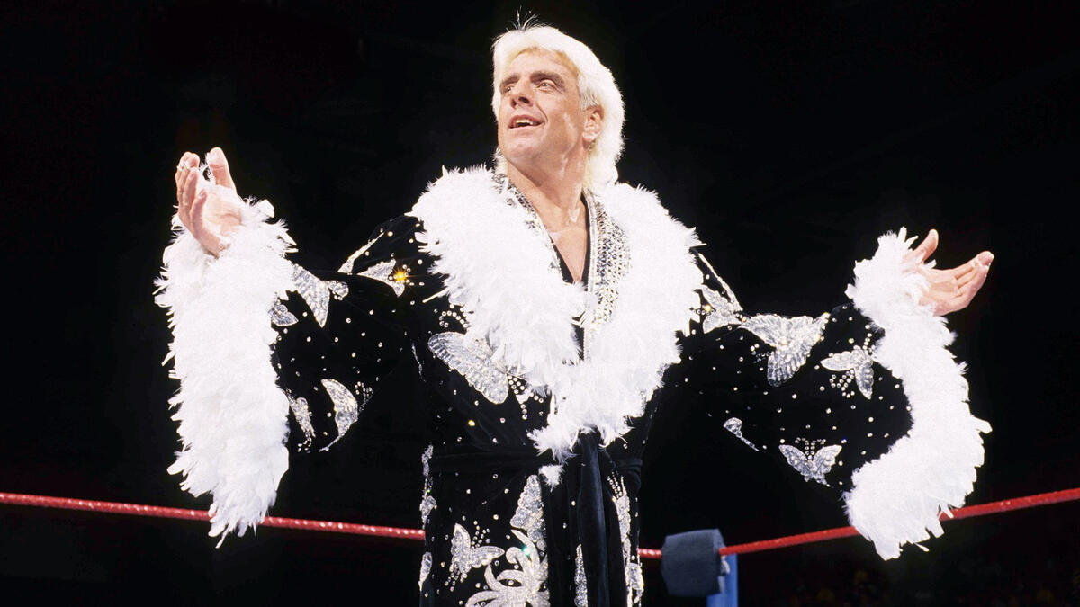 Ric Flair revela que a polêmica história “Plane Ride From Hell” será abordada em um novo documentário sobre sua vida