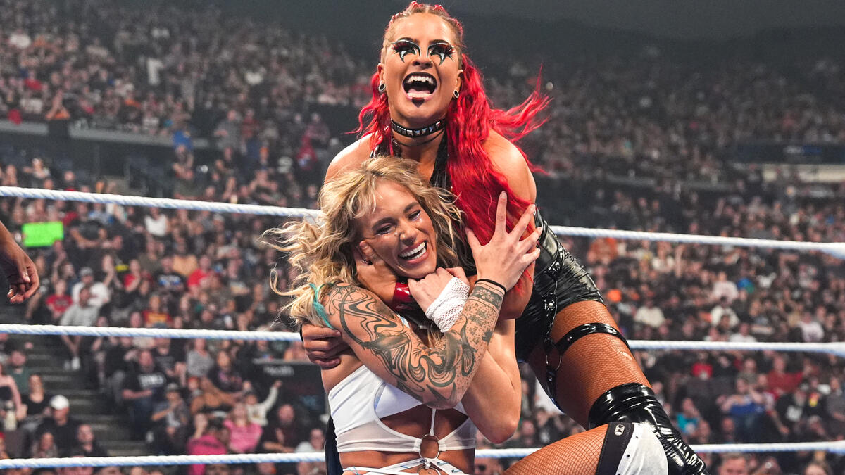 Sol Ruca and Zaria take down Chelsea Green and Alba Fyre: SmackDown ...