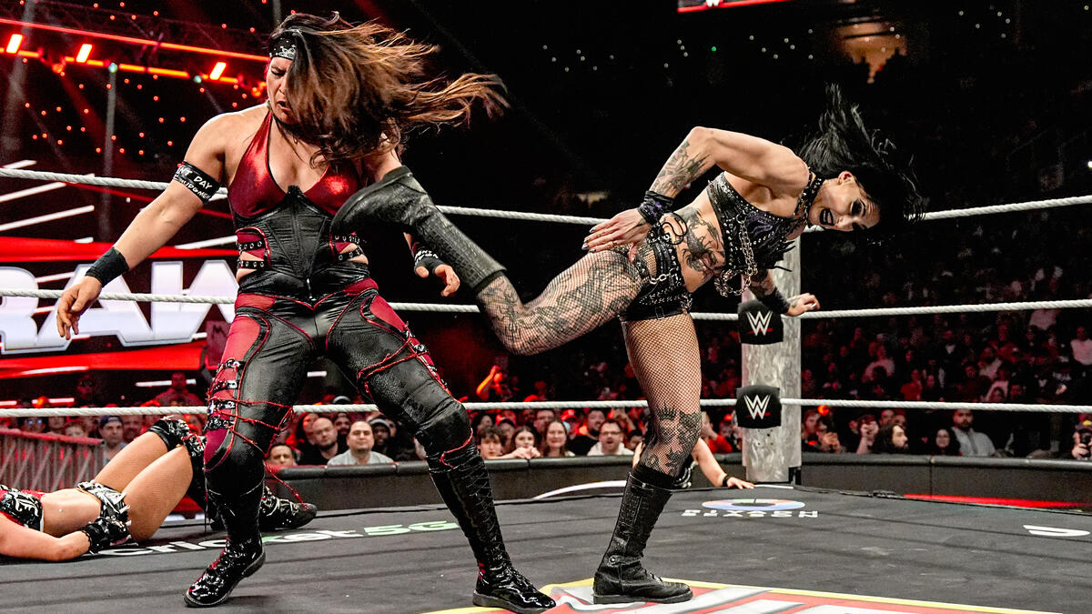 Rhea Ripley, IYO SKY & Stephanie Vaquer battle The Judgment Day: Raw ...