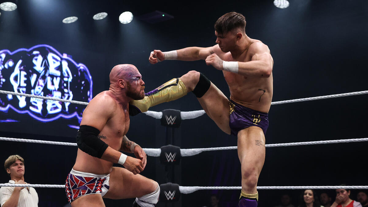 AND NEW! Aaron Rourke wins the Evolve Title: WWE Evolve highlights ...