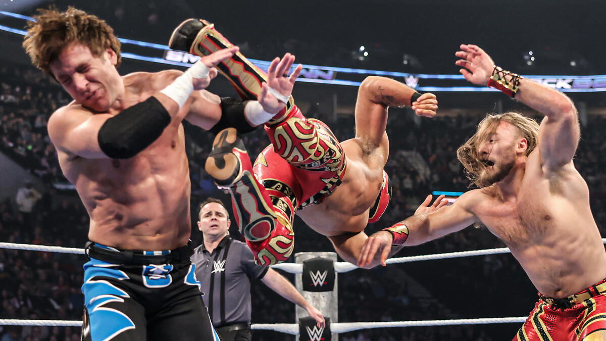 Fraxiom defeat Motor City Machine Guns | Tag Team Turmoil: SmackDown ...