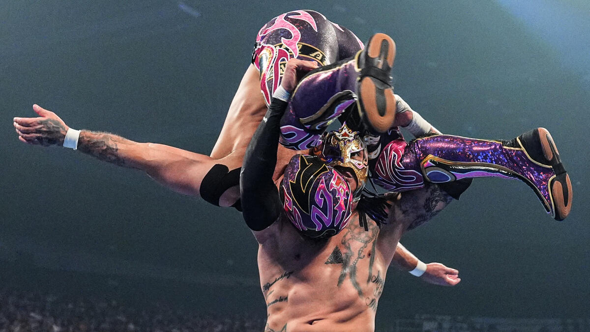 スポーツ選手 smack down series A Rey Fenix vs. Axiom | AAA Cruiserweight Title Match: SmackDown