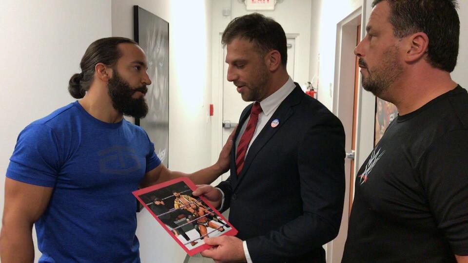 WWE Photo