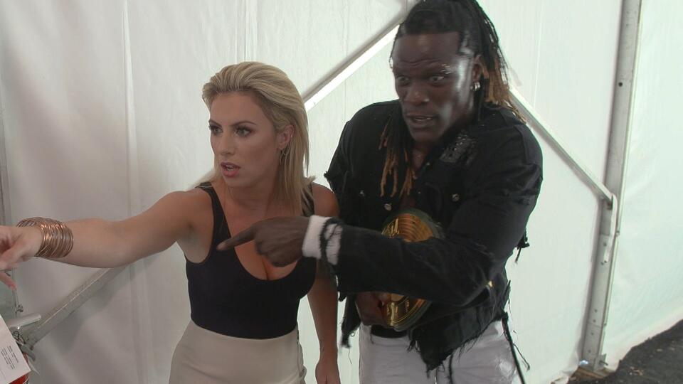 WWE Photo
