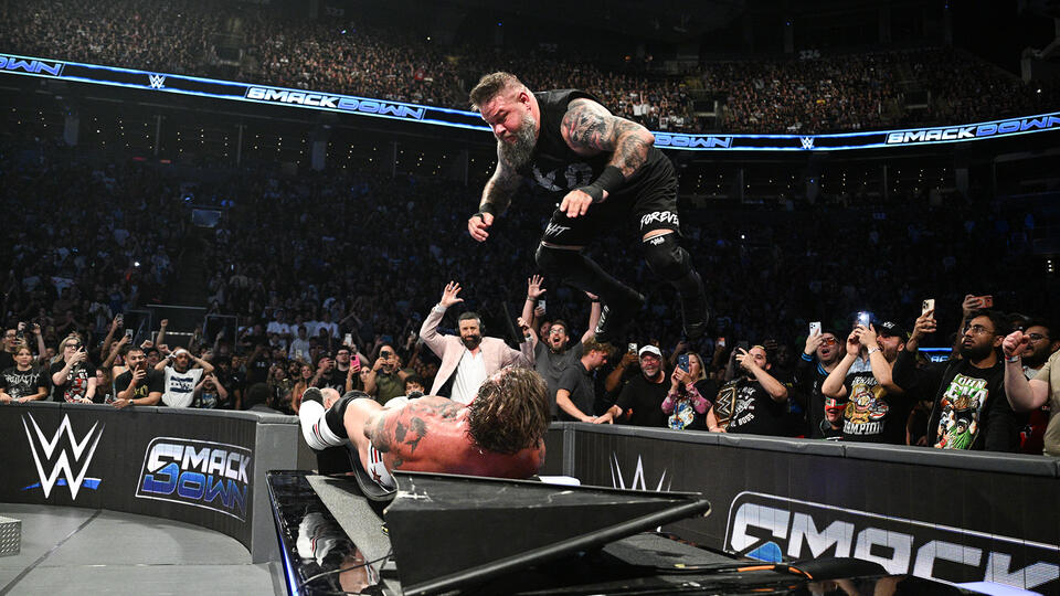 WWE Photo