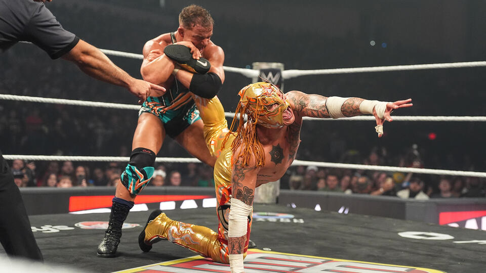 WWE Photo