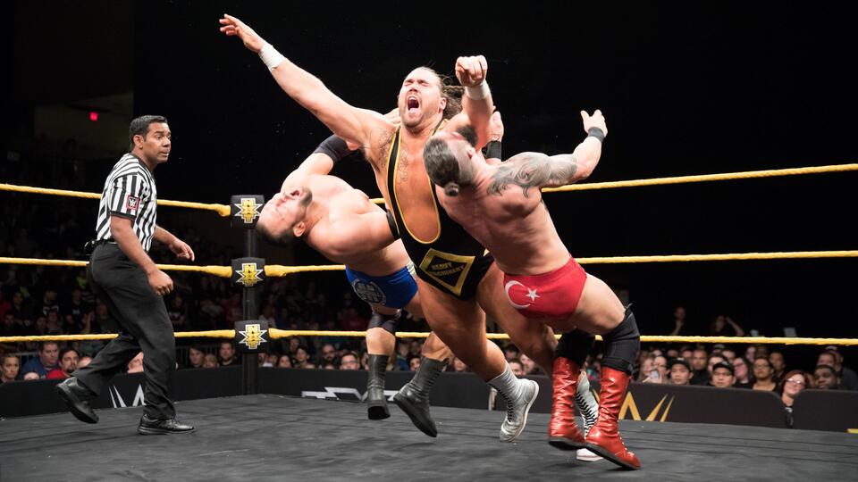 WWE Photo