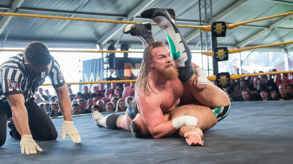 WWE Photo