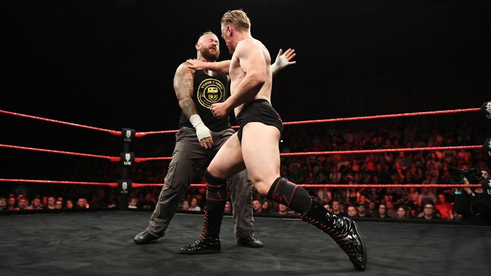 WWE Photo