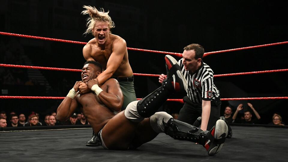 WWE Photo