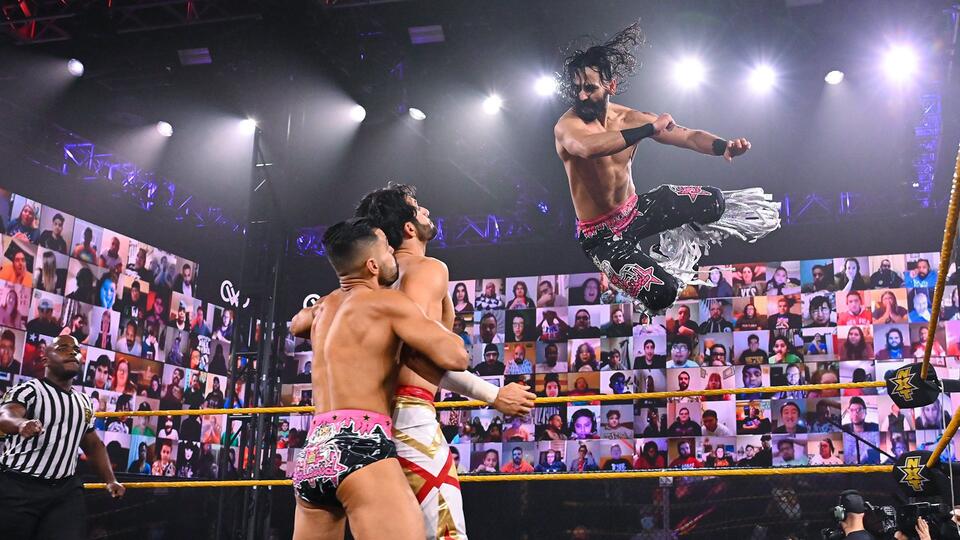 WWE Photo