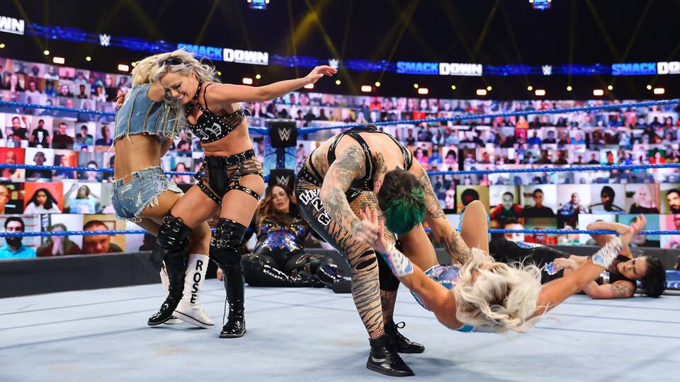 WWE Photo