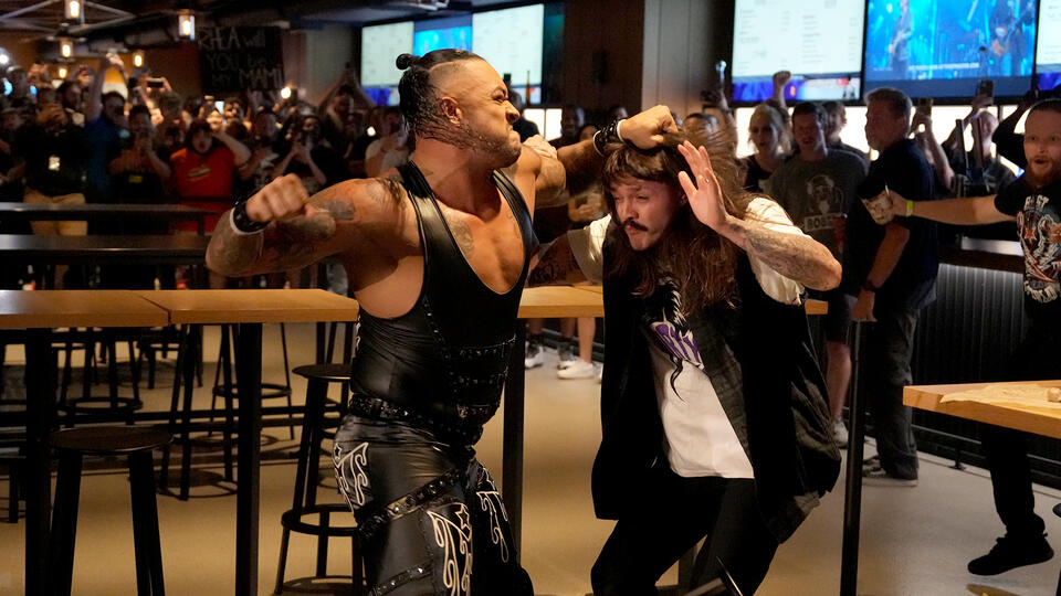 WWE Photo