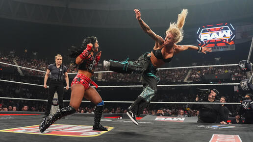 WWE Photo