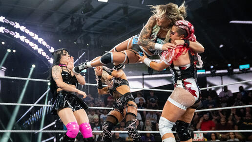WWE Photo