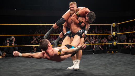 WWE Photo