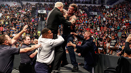WWE Photo