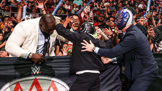 WWE Photo