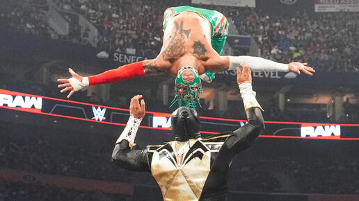 WWE Photo