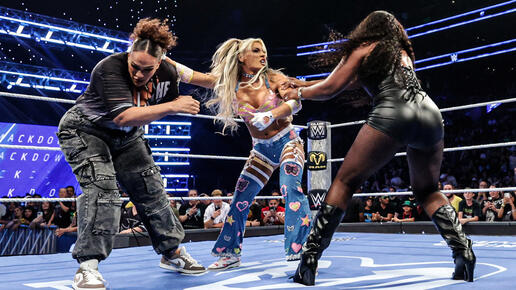 WWE Photo