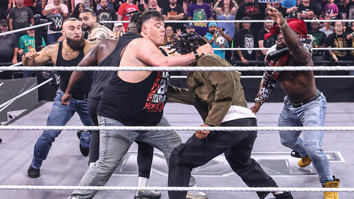 WWE Photo