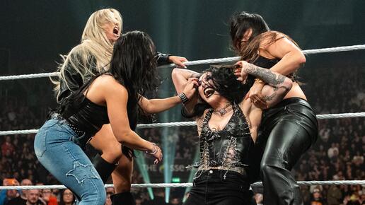 WWE Photo