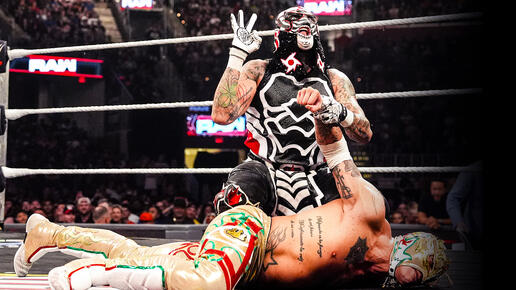 WWE Photo