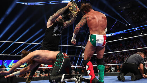 WWE Photo