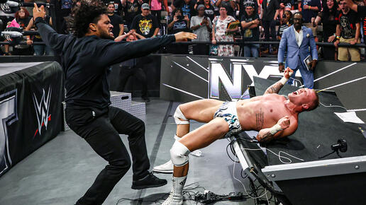 WWE Photo