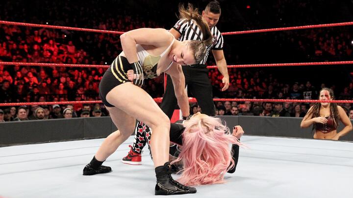 WWE Photo