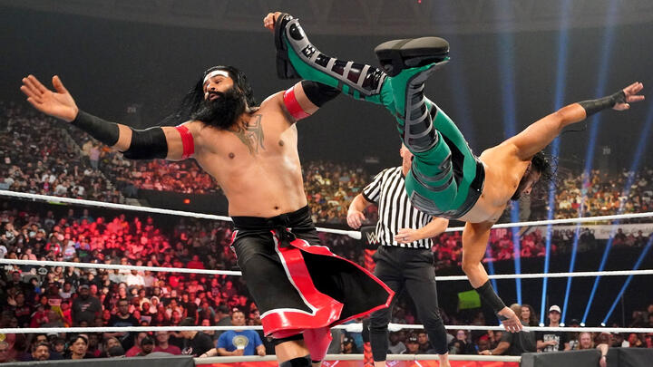 Mustafa Ali vs. Veer Mahaan: Raw, May 16, 2022 | WWE