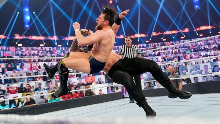 WWE Photo