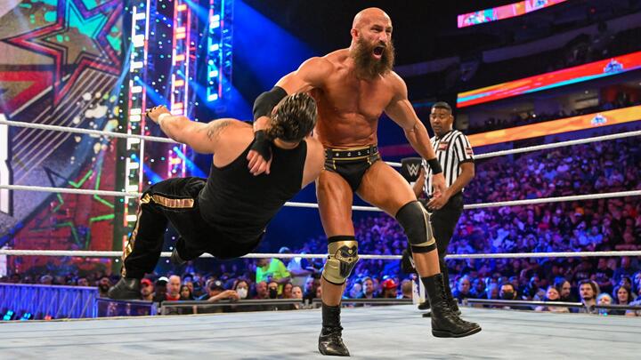 WWE Photo