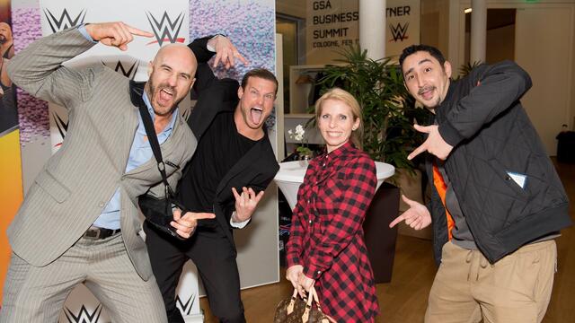 WWE Photo