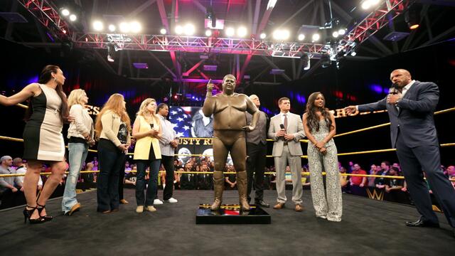 WWE Photo