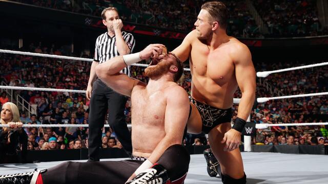 WWE Photo