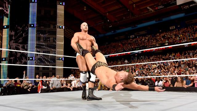 WWE Photo