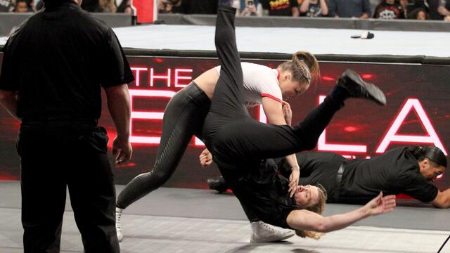 WWE Photo
