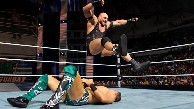 WWE Photo