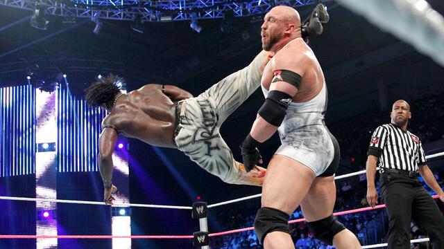 WWE Photo