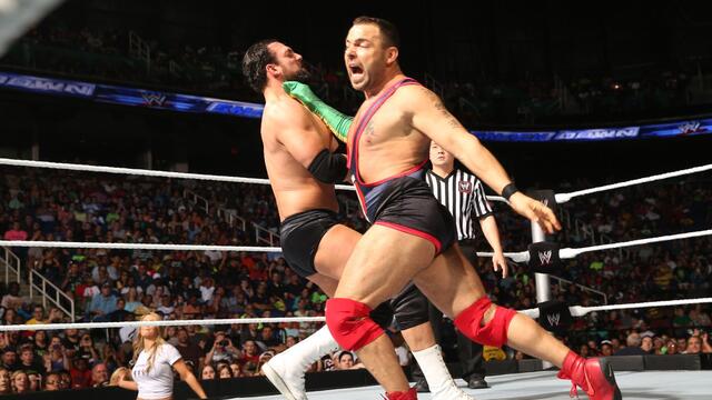 WWE Photo