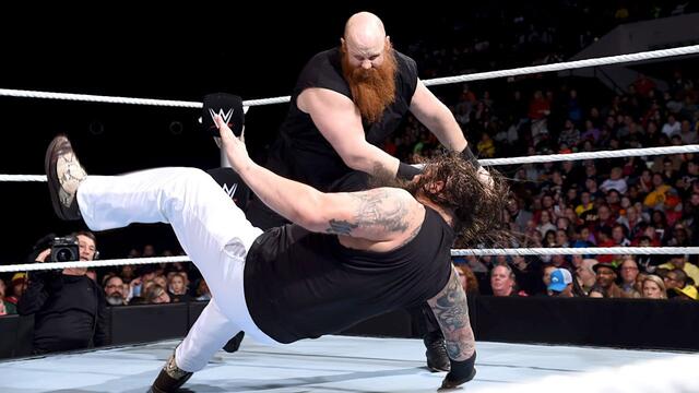 WWE Photo