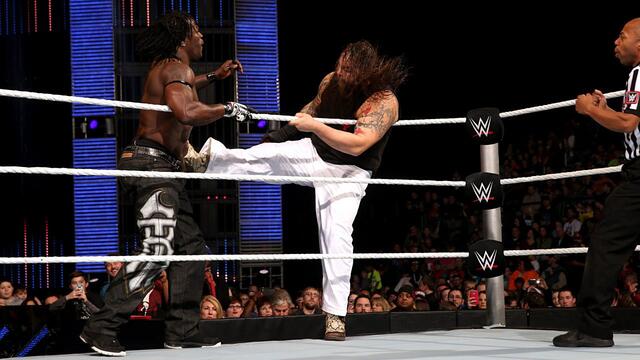 WWE Photo