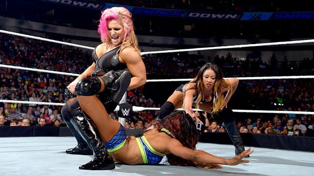 WWE Photo