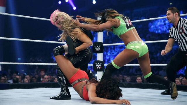 WWE Photo
