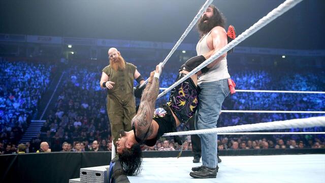 WWE Photo