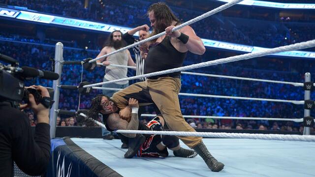 WWE Photo